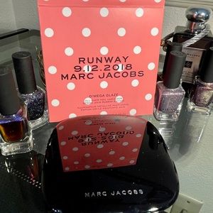 Marc Jacobs ‘Worth the Wait’ O!mega highlighter.